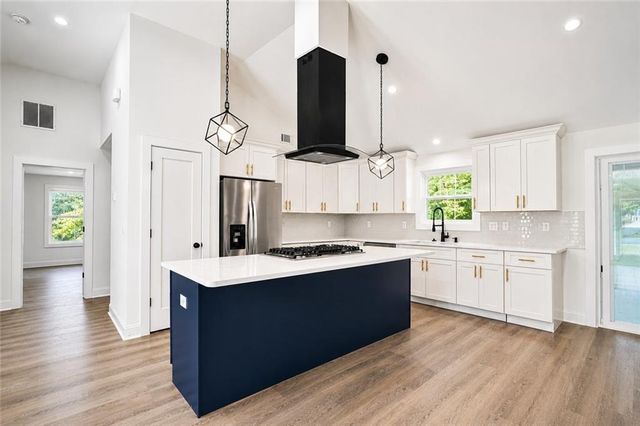 2265 Hillbriar Drive, Buford, GA 30518