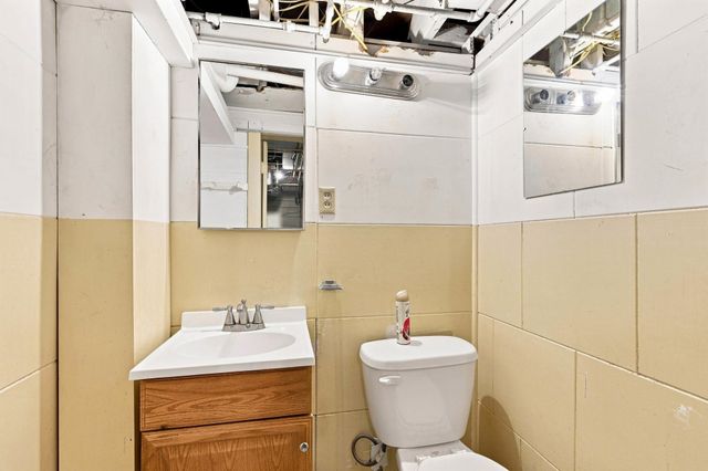 2630 W Lacrosse Ave, Spokane, WA 99205