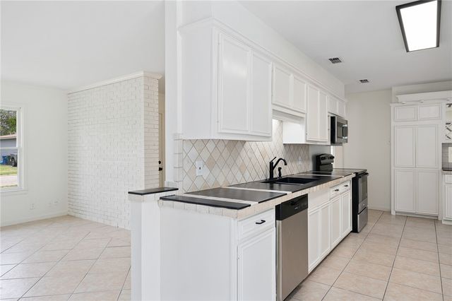 4837 Monette Dr, Corpus Christi, TX 78412