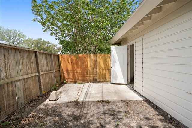 4837 Monette Dr, Corpus Christi, TX 78412