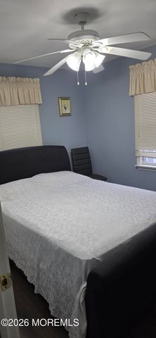 30 Gladney Avenue, Toms River, NJ 08753