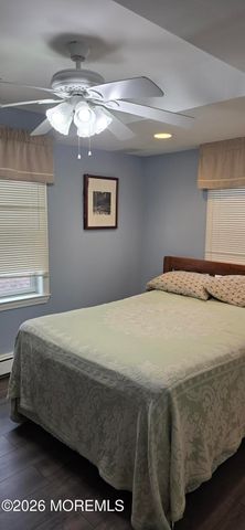 30 Gladney Avenue, Toms River, NJ 08753