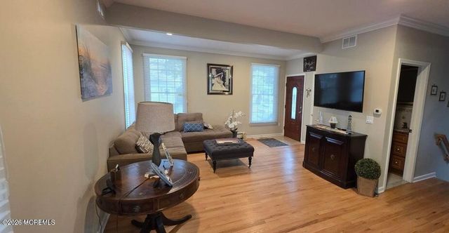 30 Gladney Avenue, Toms River, NJ 08753