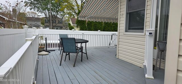 30 Gladney Avenue, Toms River, NJ 08753