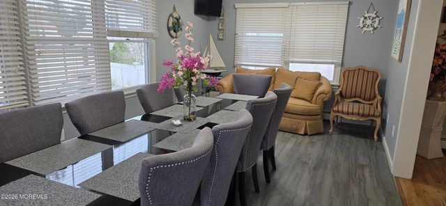30 Gladney Avenue, Toms River, NJ 08753