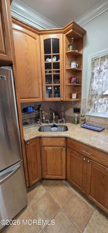 30 Gladney Avenue, Toms River, NJ 08753