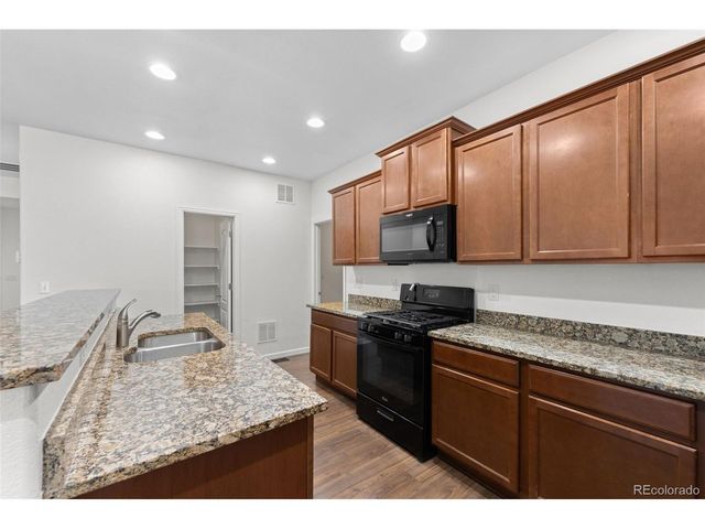 4147 E 95th Dr, Denver, CO 80229