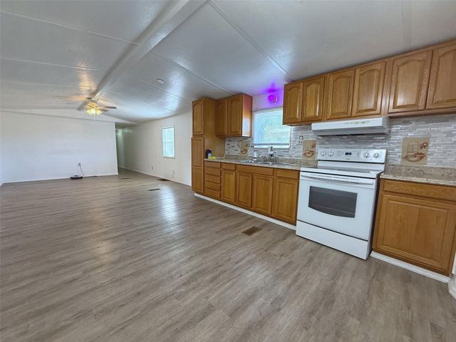 2020 MAYOL ROAD, Haines City, FL 33844