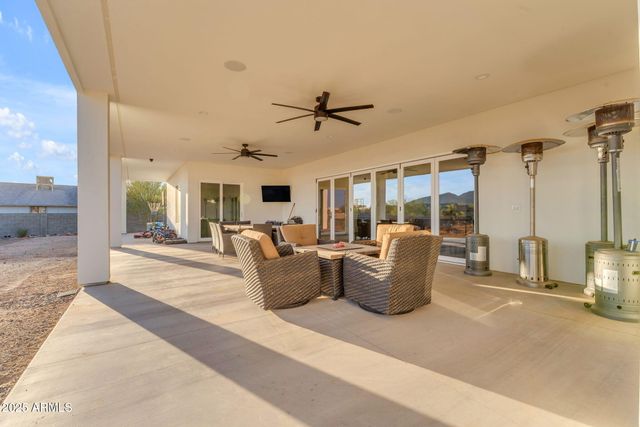 38024 N 15TH Avenue, Phoenix, AZ 85086