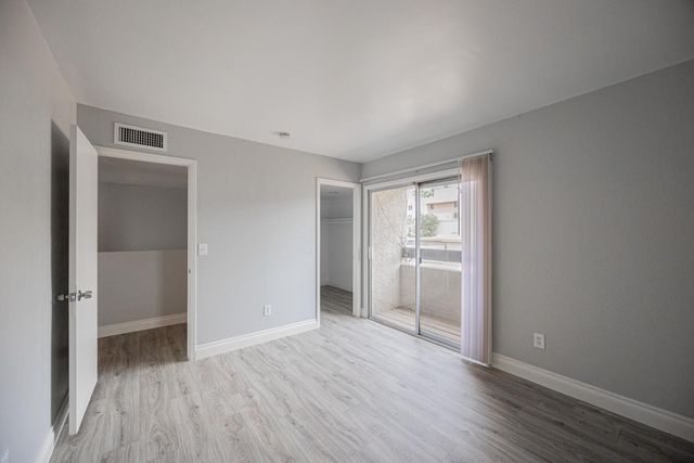 2674 N 43rd Avenue C, Phoenix, AZ 85009