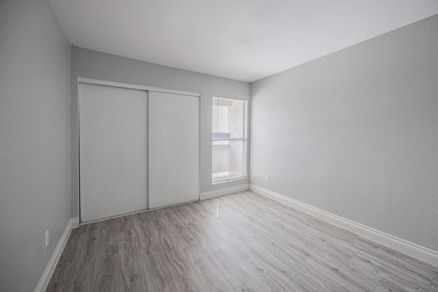 2674 N 43rd Avenue C, Phoenix, AZ 85009