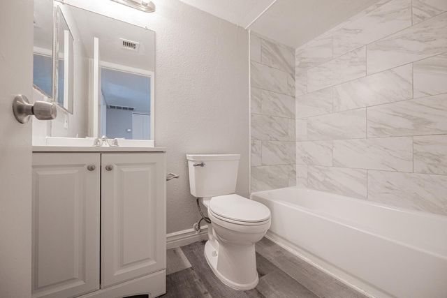 2674 N 43rd Avenue C, Phoenix, AZ 85009