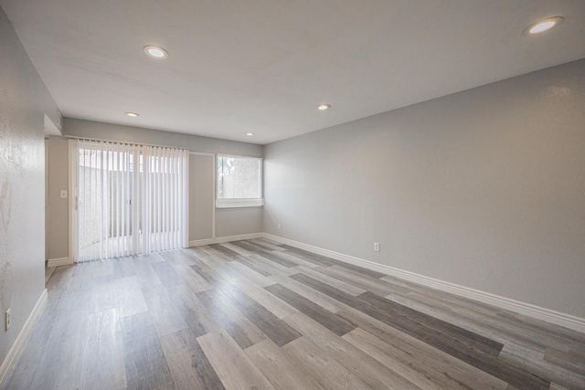 2674 N 43rd Avenue C, Phoenix, AZ 85009