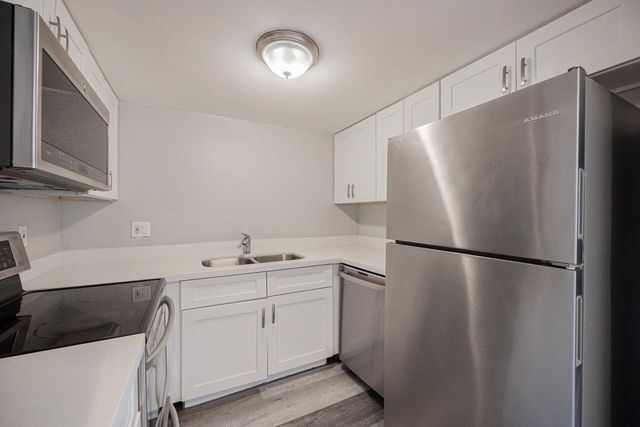 2674 N 43rd Avenue C, Phoenix, AZ 85009