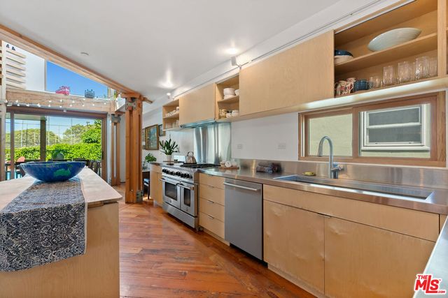 3121 Frederick Street, Santa Monica, CA 90405