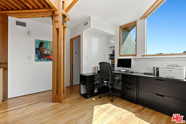 3121 Frederick Street, Santa Monica, CA 90405