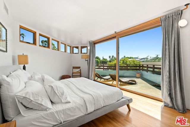 3121 Frederick Street, Santa Monica, CA 90405