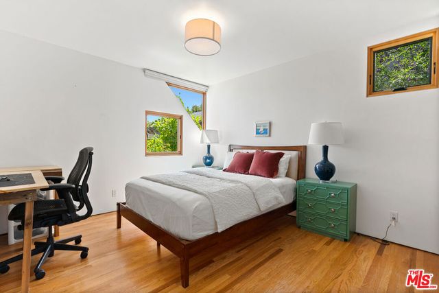 3121 Frederick Street, Santa Monica, CA 90405