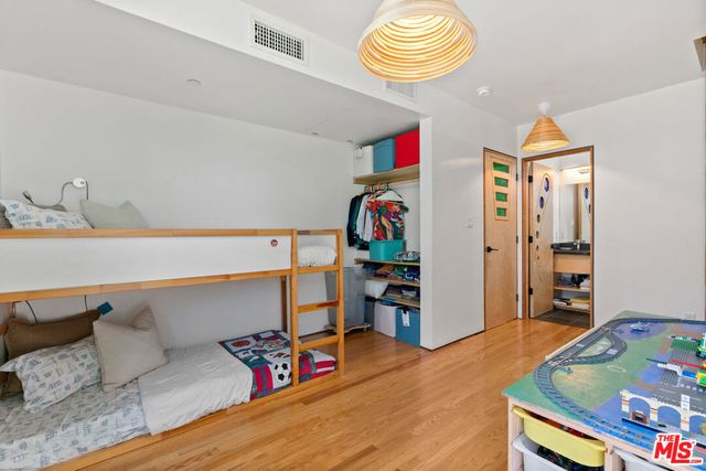 3121 Frederick Street, Santa Monica, CA 90405