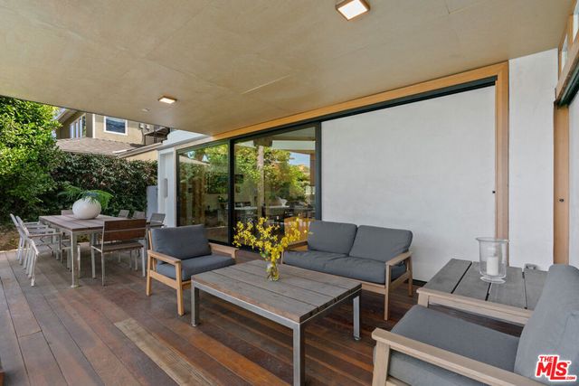 3121 Frederick Street, Santa Monica, CA 90405
