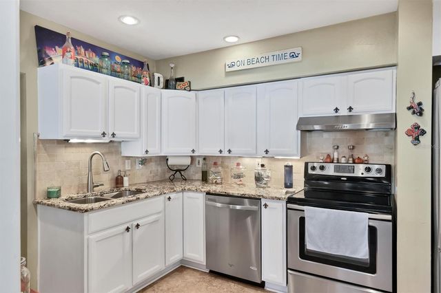 401 28TH STREET W, Bradenton, FL 34205