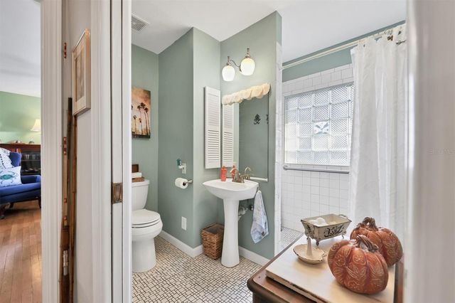 401 28TH STREET W, Bradenton, FL 34205