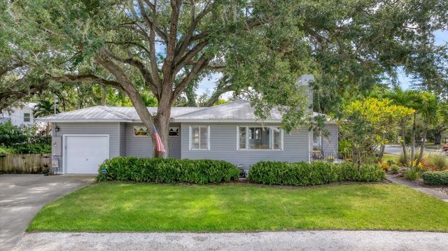 401 28TH STREET W, Bradenton, FL 34205