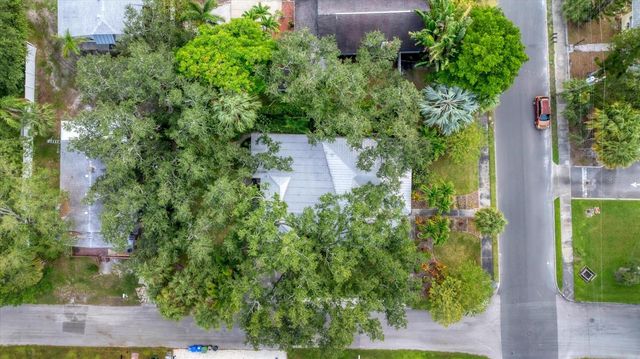 401 28TH STREET W, Bradenton, FL 34205
