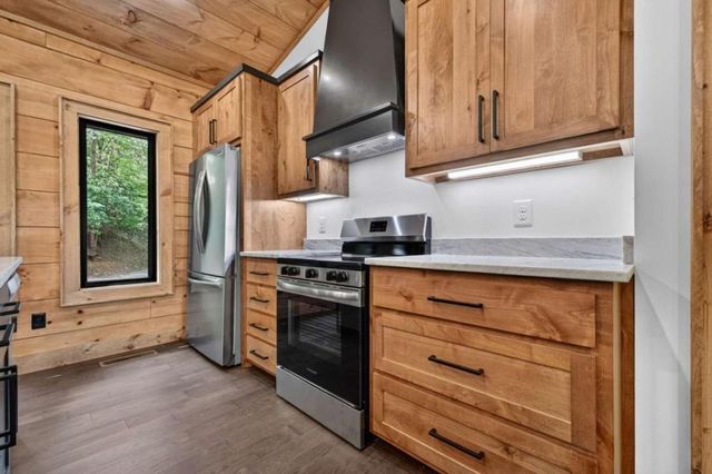 328 Crabapple Drive, Blue Ridge, GA 30513