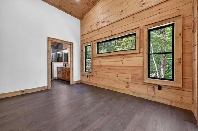 328 Crabapple Drive, Blue Ridge, GA 30513