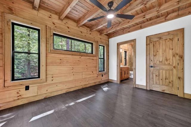 328 Crabapple Drive, Blue Ridge, GA 30513