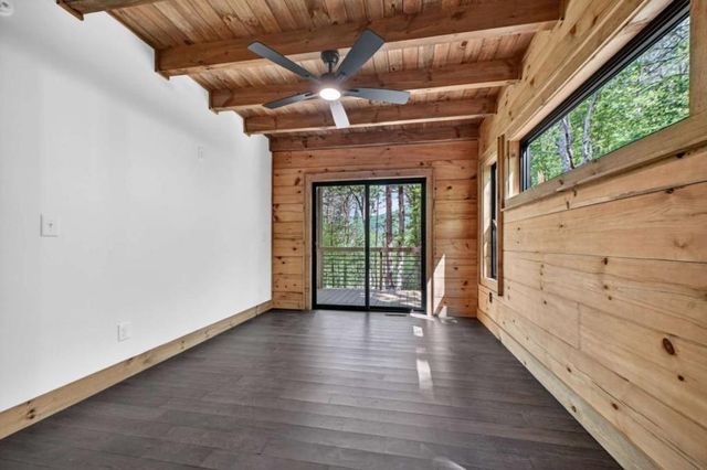 328 Crabapple Drive, Blue Ridge, GA 30513