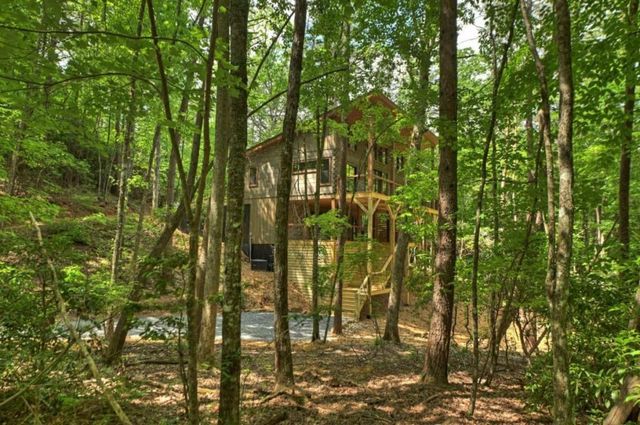 328 Crabapple Drive, Blue Ridge, GA 30513