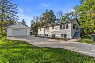 N3199 Hickory ROAD, Lake Geneva, WI 53147
