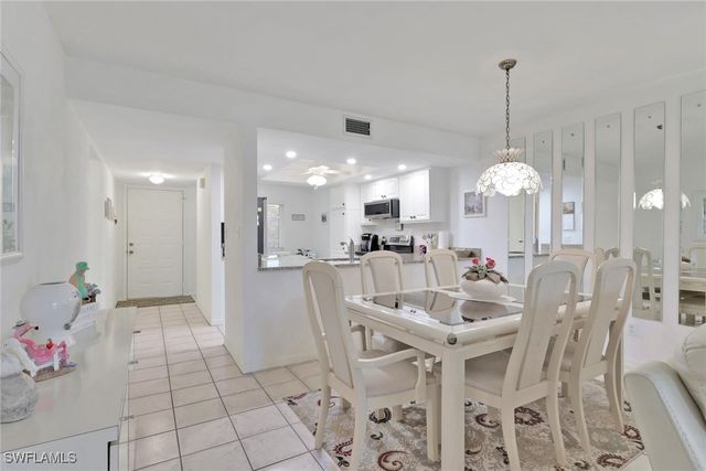 420 Fox Haven DR 3208, Naples, FL 34104