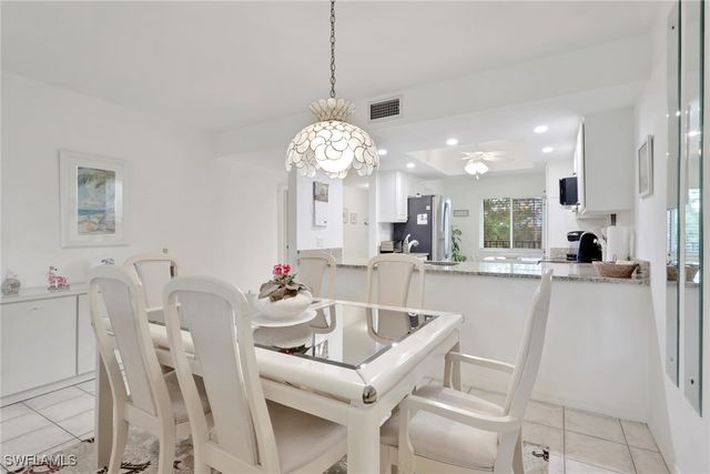 420 Fox Haven DR 3208, Naples, FL 34104