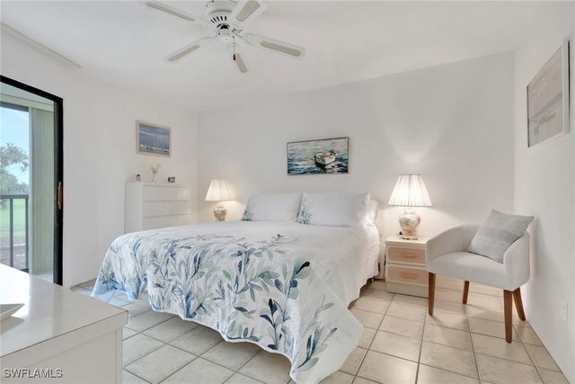 420 Fox Haven DR 3208, Naples, FL 34104