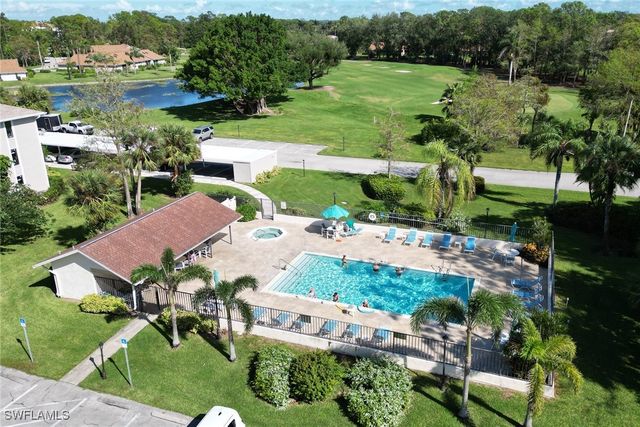 420 Fox Haven DR 3208, Naples, FL 34104