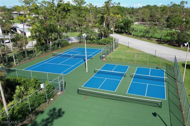 420 Fox Haven DR 3208, Naples, FL 34104