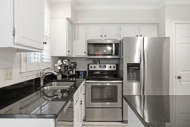 1020 Caldwell Ln, Nashville, TN 37204