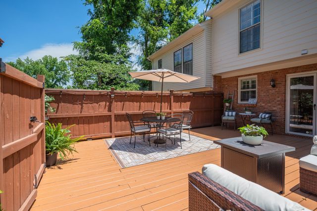 1020 Caldwell Ln, Nashville, TN 37204
