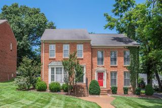1020 Caldwell Ln, Nashville, TN 37204