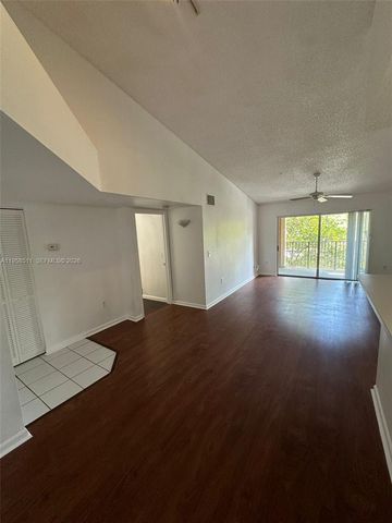 4848 N State Road 7 4306, Coconut Creek, FL 33073