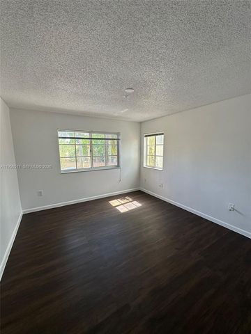 4848 N State Road 7 4306, Coconut Creek, FL 33073