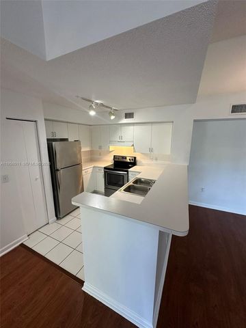 4848 N State Road 7 4306, Coconut Creek, FL 33073