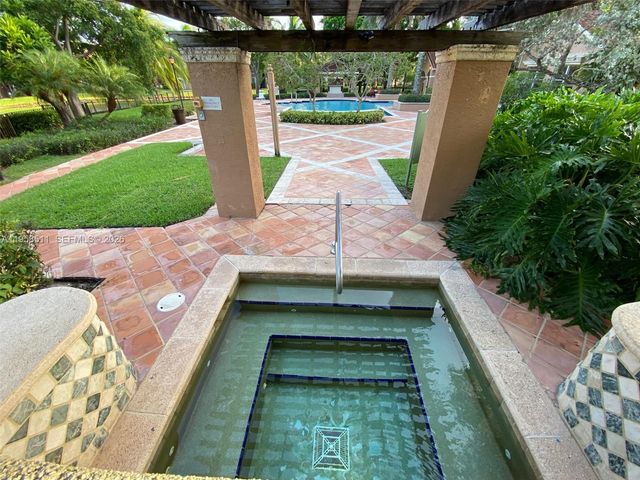 4848 N State Road 7 4306, Coconut Creek, FL 33073