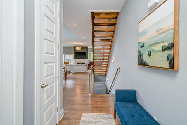 936 Southside Pl, Nashville, TN 37203