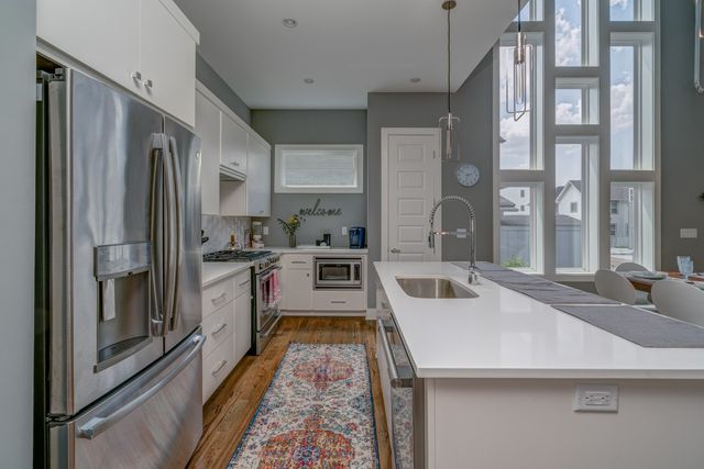 936 Southside Pl, Nashville, TN 37203