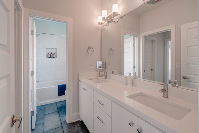 936 Southside Pl, Nashville, TN 37203