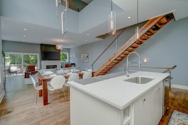 936 Southside Pl, Nashville, TN 37203